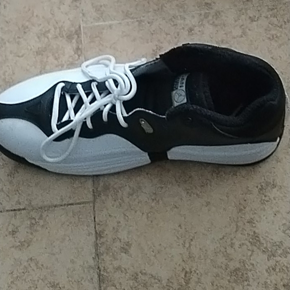 01539 JUMPMAN TEAM 1 JORDAN SHOES - Picture 2 of 2